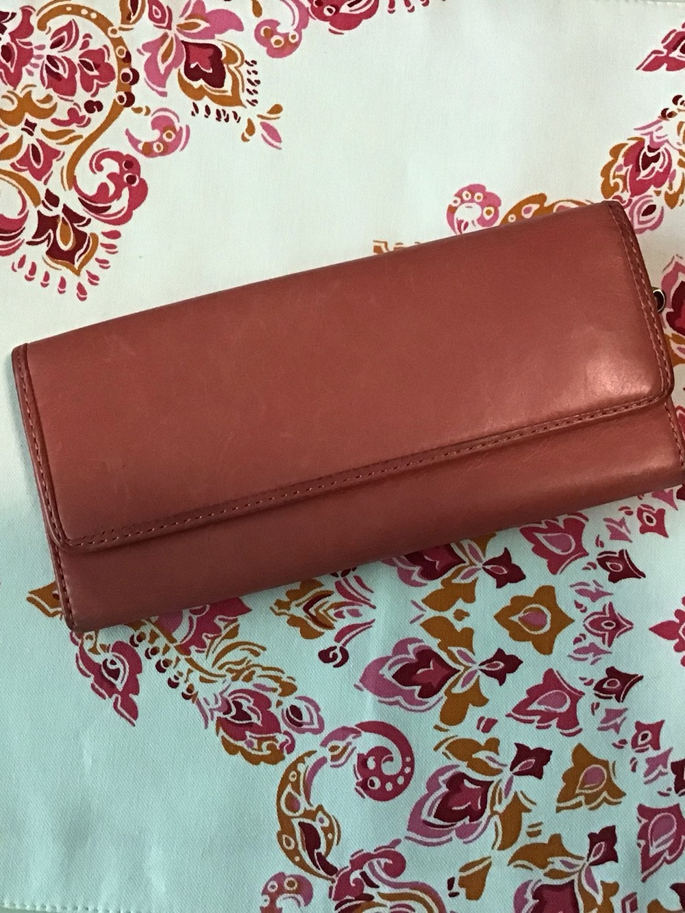 Tea Rose Hobo Wallet